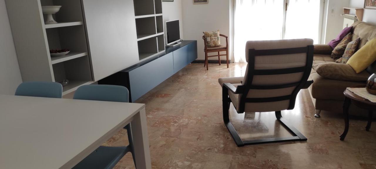 דירות קיאברי Casa Mirella מראה חיצוני תמונה